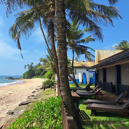 Hakuna Matara Beach Bungalows Kültér fotó